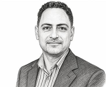 Sasan Vossoughi, SVP, Customer Advocacy, CxO AI Advisory